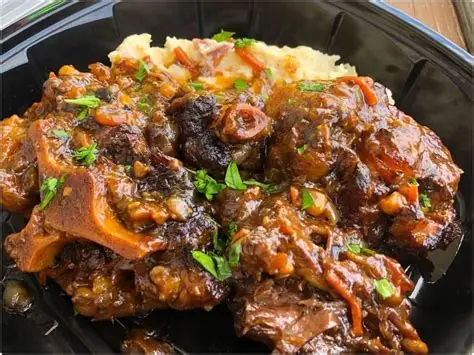 Smothered Oxtails