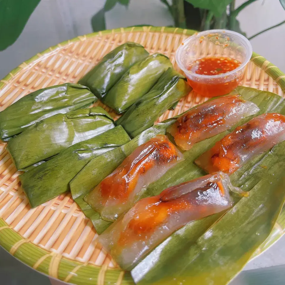 Vietnamese Tapioca Dumplings